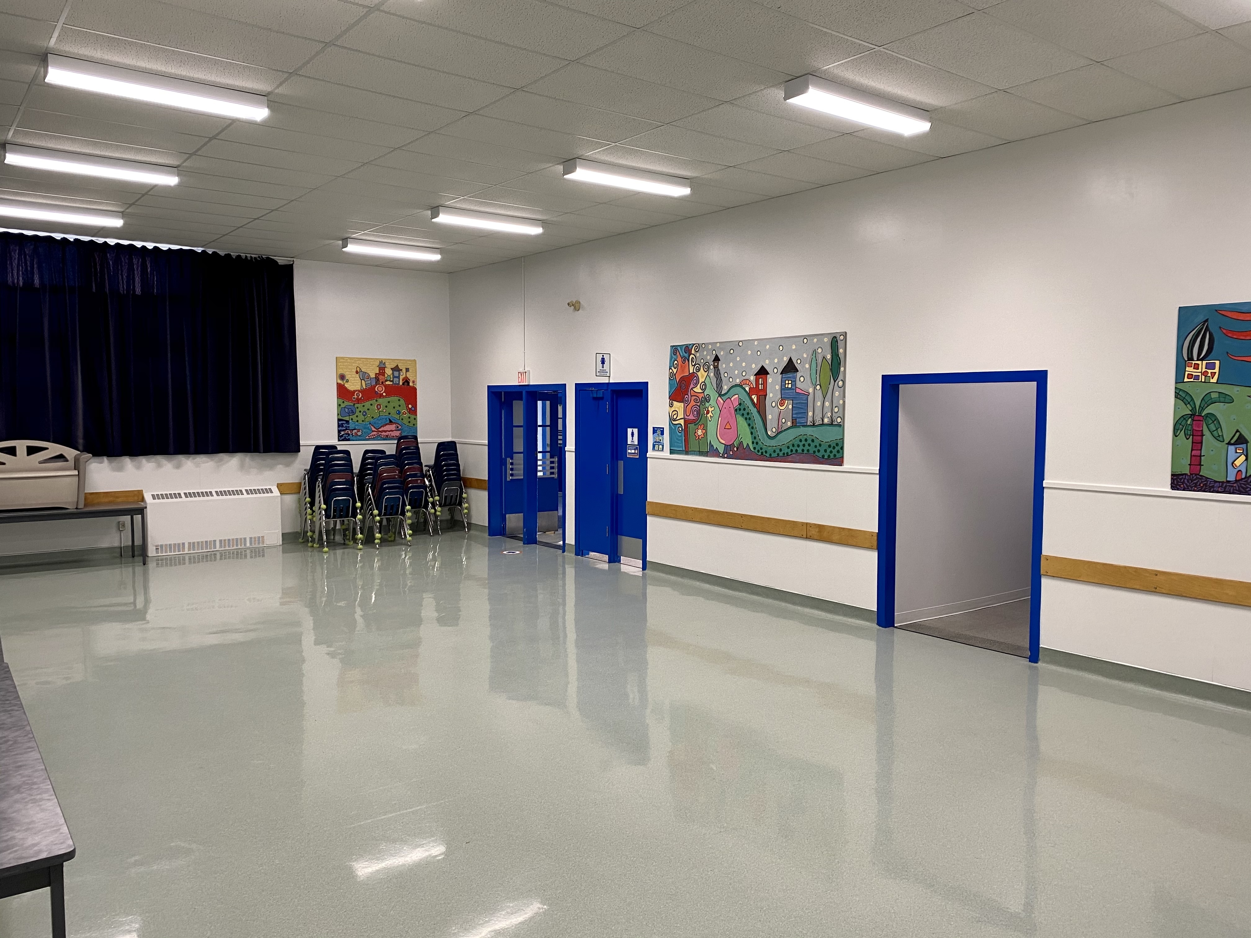 We have two large rooms that can be used for in-school field trips, meetings and large group activities.